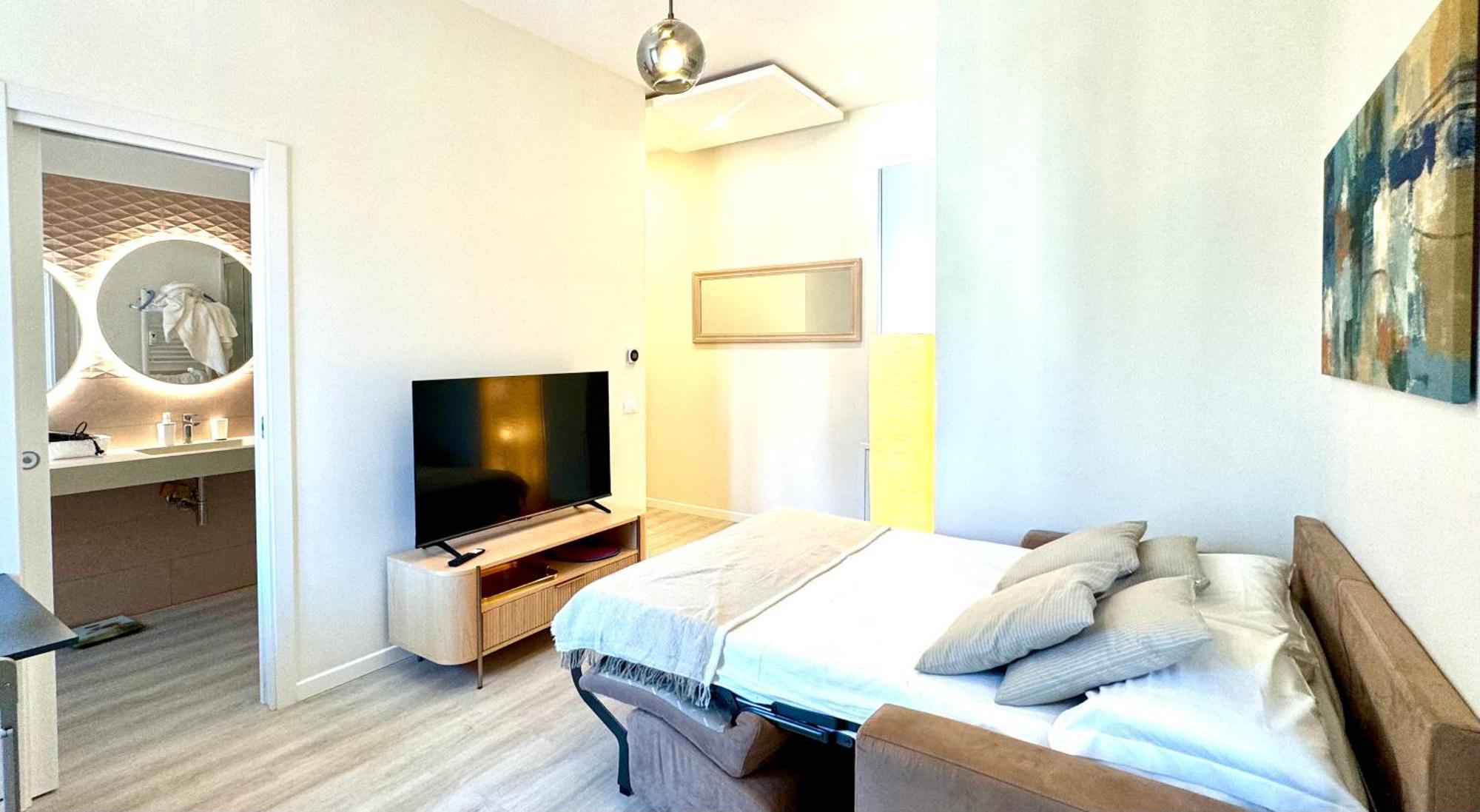 Best Vatican Apartment, Rome